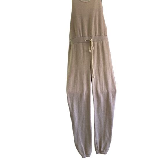 VICTORIA’S Secret Jumpsuit Oatmeal SP - Picture 1 of 8